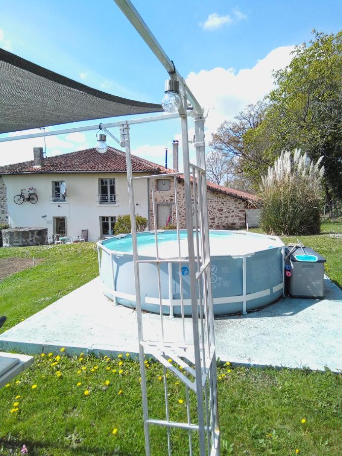 Les Outres Villa Chabrac Luaran gambar